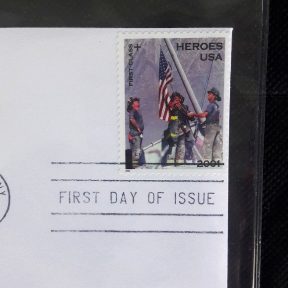 World Trade Center First Day Cover Commemorating The One Year Ann. of 9/11/2001 - Picture 3 of 5
